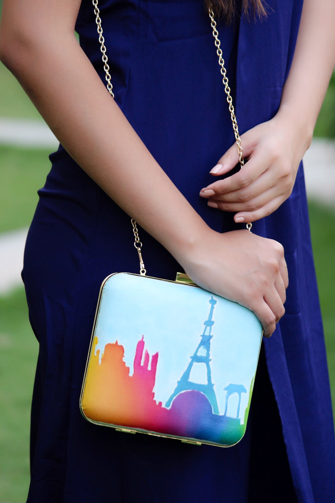 Paris Clutch